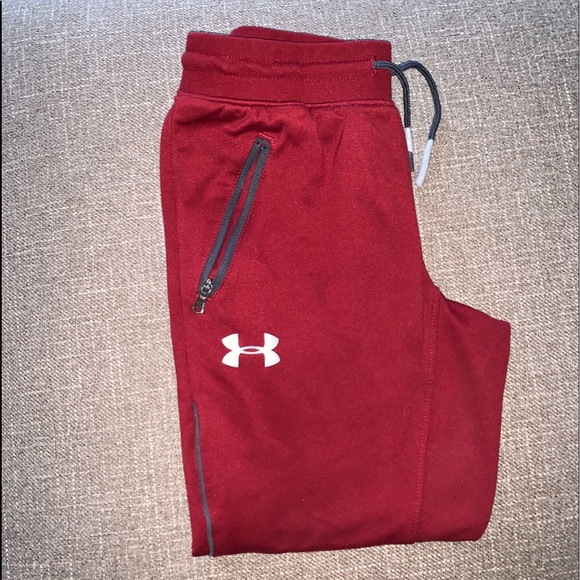 Under Armour Other - Under Armour UA Pennant tapered Pants